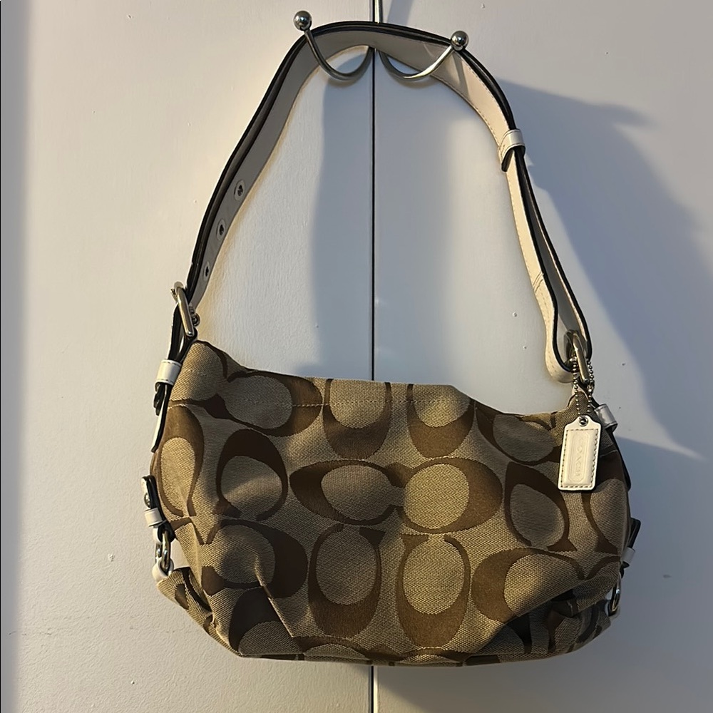 Coach Brown and Cream Shoulder Bag with Elegant Design